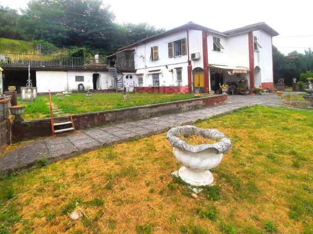 Villetta bifamiliare in vendita di 260 m²