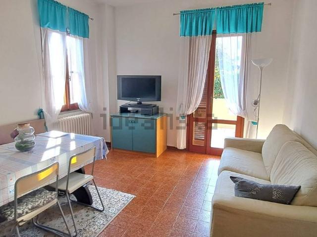 Villetta bifamiliare in vendita di 261 m² in Via Vincenzo Bellini