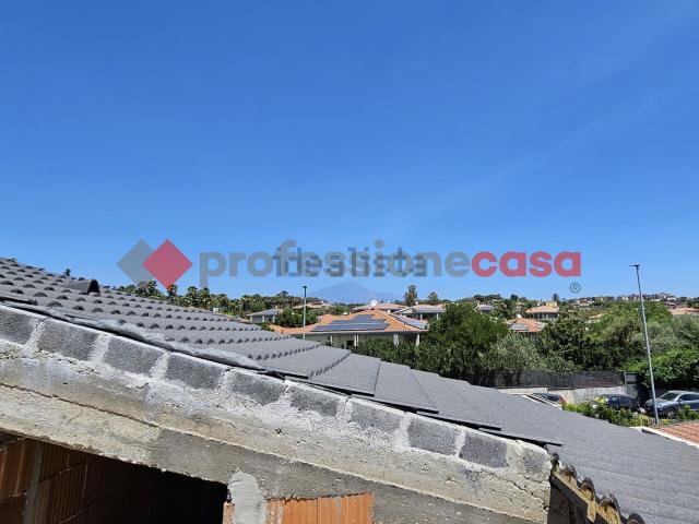 Villetta bifamiliare in vendita di 265 m² in Via Sant&apos Agata