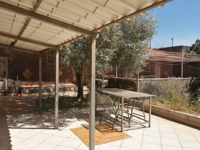 Villetta bifamiliare in vendita di 268 m² in Via Federico Fellini, 10