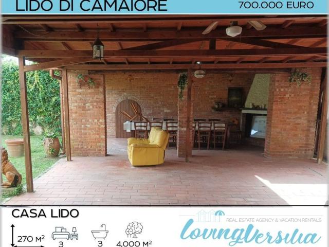 Villetta bifamiliare in vendita di 270 m² in Via Gioacchino Rossini, 1