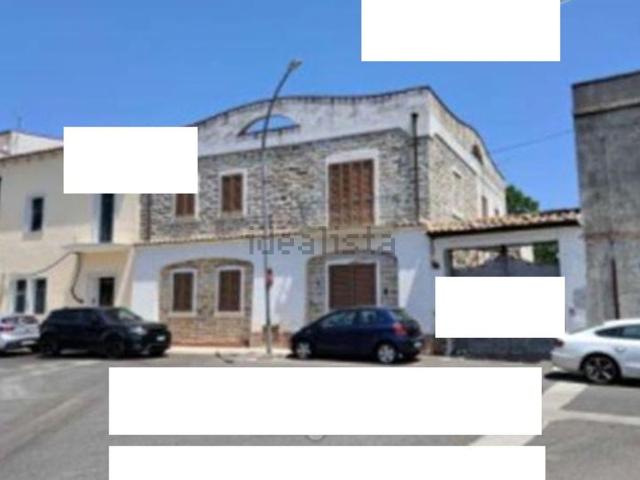 Villetta bifamiliare in vendita di 271 m² in Corso Repubblica