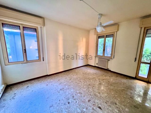 Villetta bifamiliare in vendita di 271 m² in Via Vitali Dioscoride