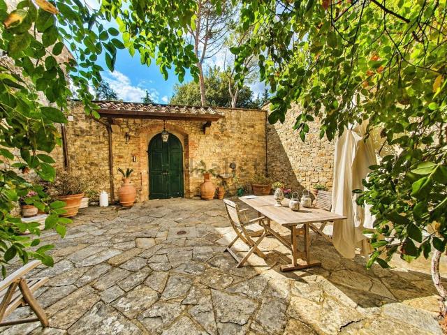 Villetta bifamiliare in vendita di 272 m²