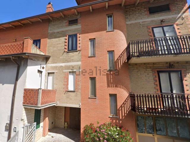 Villetta bifamiliare in vendita di 275 m² in Via A. Gramsci, 17