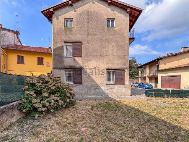 Villetta bifamiliare in vendita di 275 m² in Via San Bartolomeo, 17