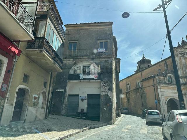 Villetta bifamiliare in vendita di 275 m²