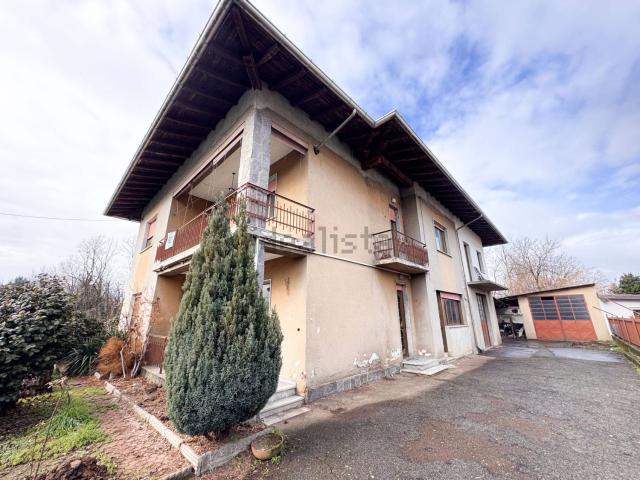 Villetta bifamiliare in vendita di 284 m² in Via Fornaci