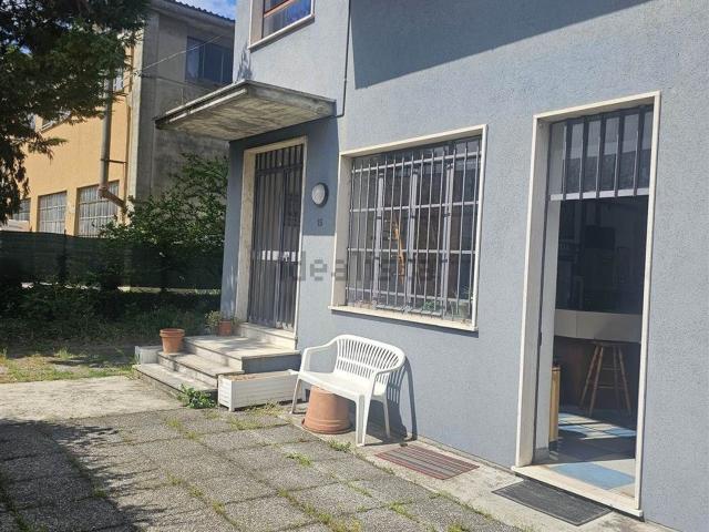 Villetta bifamiliare in vendita di 290 m²