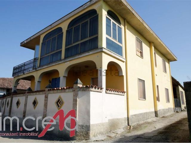 Villetta bifamiliare in vendita di 298 m² in Via Giuseppe Mazzini