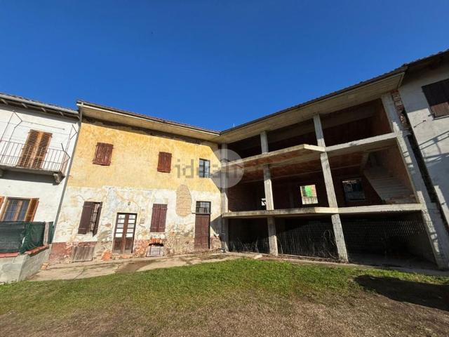 Villetta bifamiliare in vendita di 200 m² in Via UMBERTO I, 22
