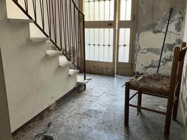 Villetta bifamiliare in vendita di 200 m² in Via Volpara