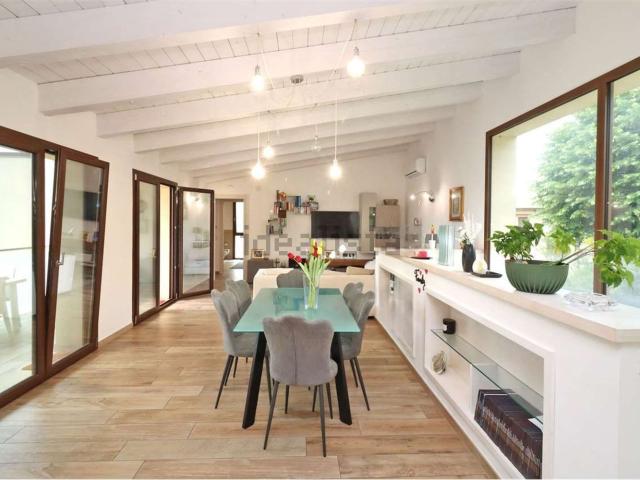 Villetta bifamiliare in vendita di 200 m² in Via Balia di Agnano