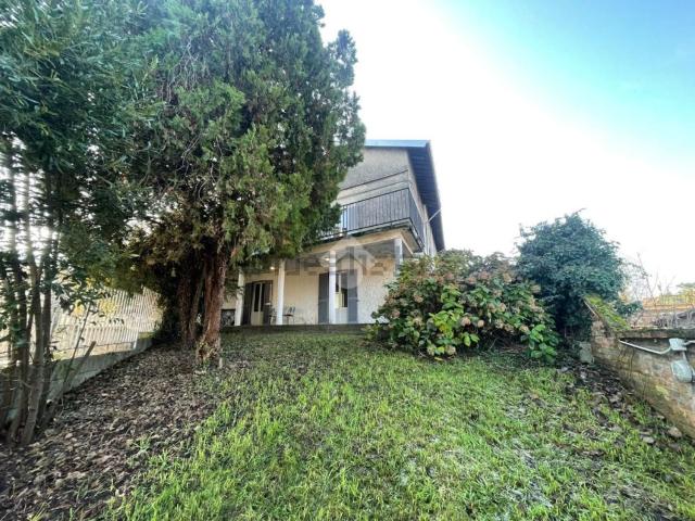 Villetta bifamiliare in vendita di 200 m² in Via Borghetto, 5
