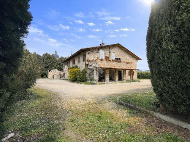 Villetta bifamiliare in vendita di 200 m² in Via Capitolo delle Stuoie, 3
