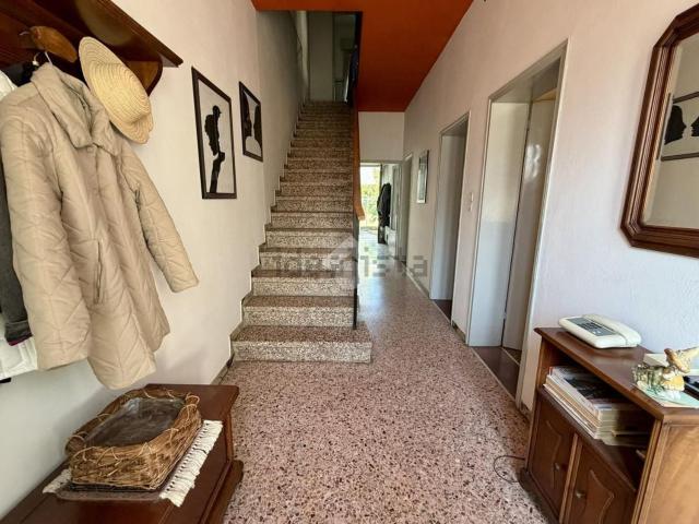 Villetta bifamiliare in vendita di 200 m² in Via dei Furlani, 42
