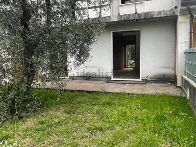 Villetta bifamiliare in vendita di 200 m² in Via Dogana, 16