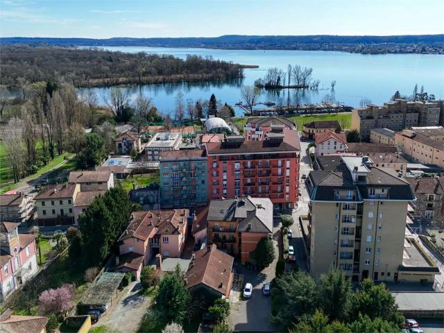 Villetta bifamiliare in vendita di 200 m² in Via Mazzini