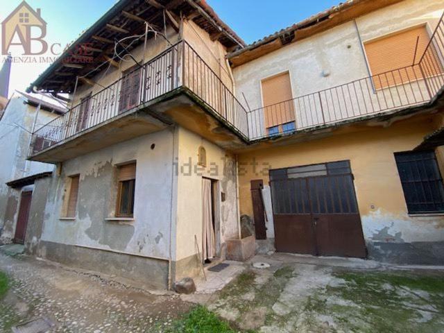 Villetta bifamiliare in vendita di 200 m² in Via Mazzini, 8
