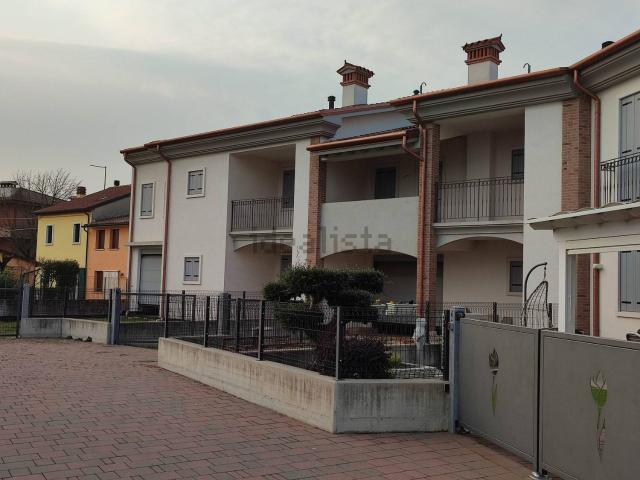 Villetta bifamiliare in vendita di 200 m² in Via Risorgimento