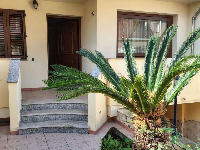 Villetta bifamiliare in vendita di 200 m² in Via San Gavino Monreale