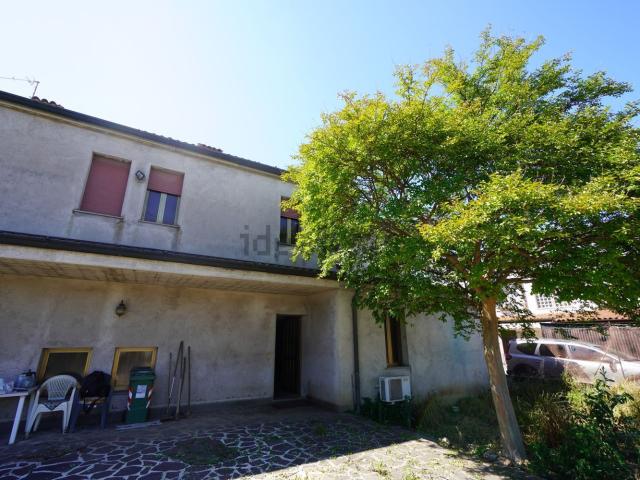 Villetta bifamiliare in vendita di 200 m² in Via San Giorgio