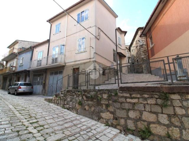 Villetta bifamiliare in vendita di 200 m² in Via San Lorenzo, 32
