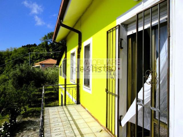 Villetta bifamiliare in vendita di 200 m²