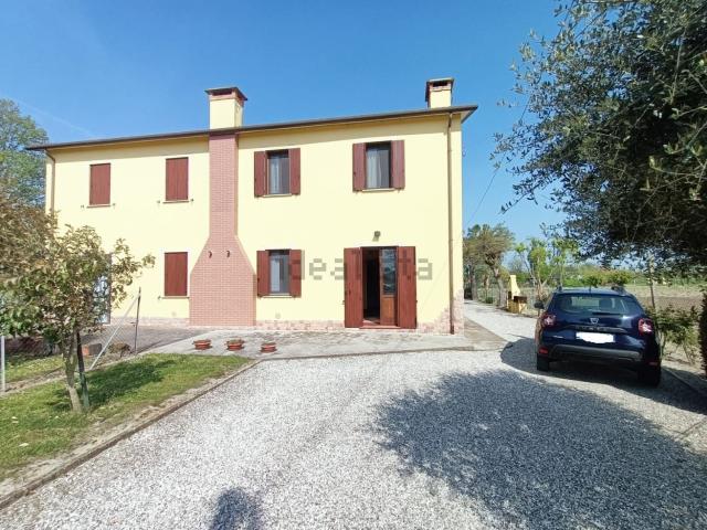 Villetta bifamiliare in vendita di 200 m²