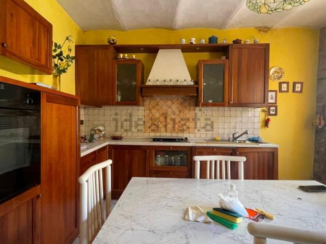 Villetta bifamiliare in vendita di 200 m²
