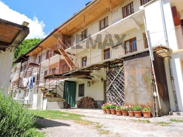 Villetta bifamiliare in vendita di 200 m²
