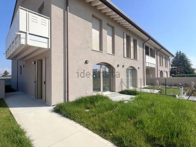 Villetta bifamiliare in vendita di 200 m²