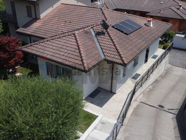 Villetta bifamiliare in vendita di 200 m²