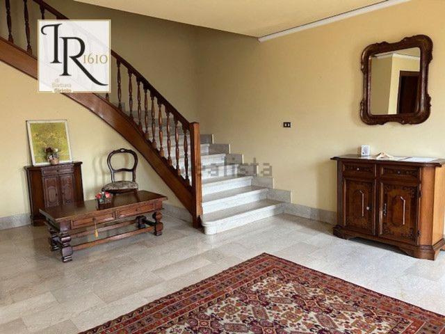 Villetta bifamiliare in vendita di 200 m²