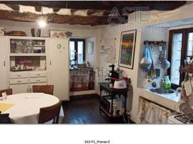 Villetta bifamiliare in vendita di 207 m² in Via delle Confraternite, 6