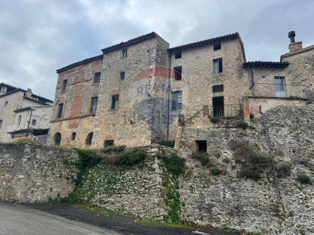 Villetta bifamiliare in vendita di 204 m² in Località Montignano, 1