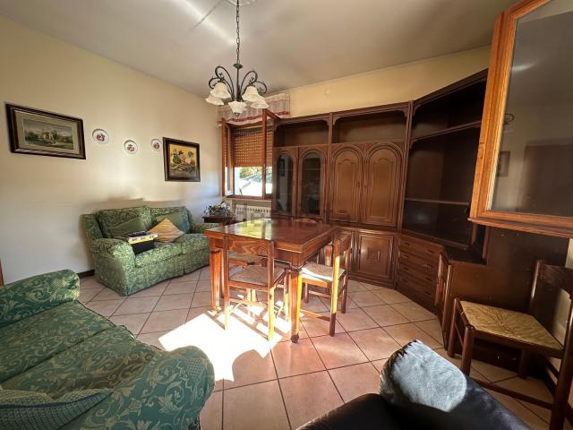 Villetta bifamiliare in vendita di 204 m² in Via Radici in Monte
