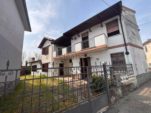 Villetta bifamiliare in vendita di 205 m²