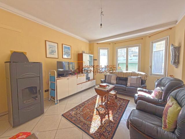 Villetta bifamiliare in vendita di 206 m² in Via Lagazzi, 28