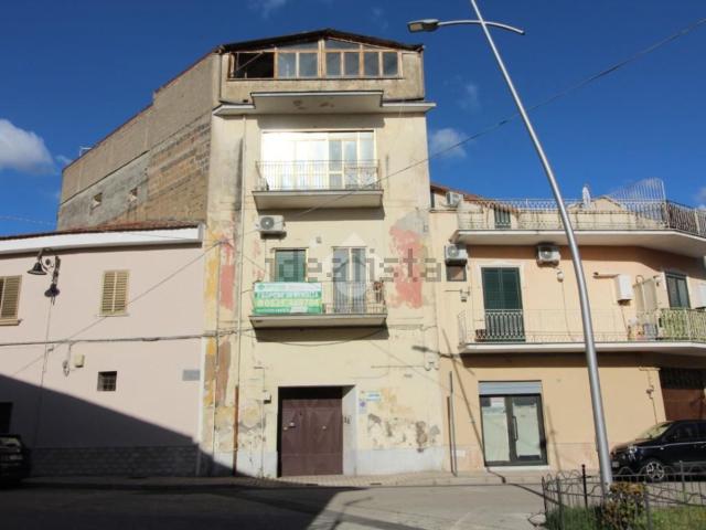Villetta bifamiliare in vendita di 209 m² in Via Quartiere Nuovo, 40