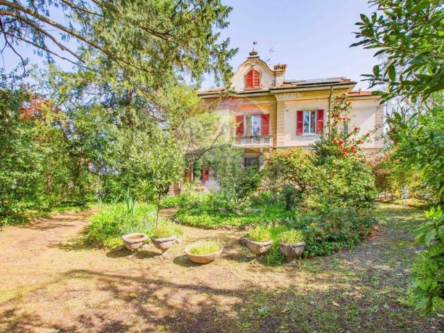 Villetta bifamiliare in vendita di 209 m² in Via Roma, 5