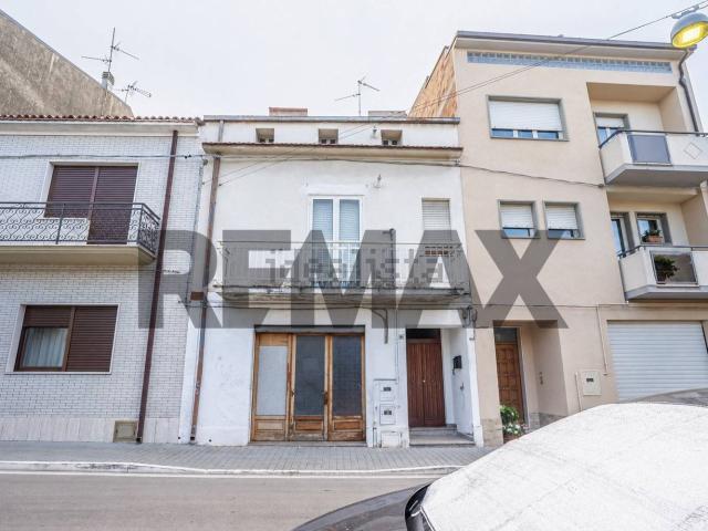 Villetta bifamiliare in vendita di 213 m² in Via Roma, 44