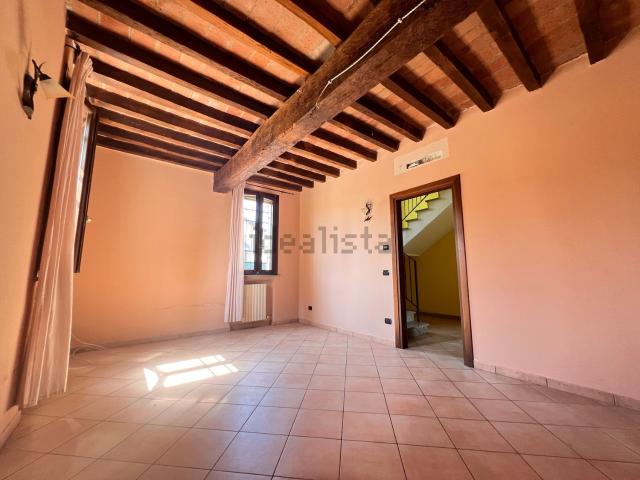 Villetta bifamiliare in vendita di 210 m² in Via Cimitero