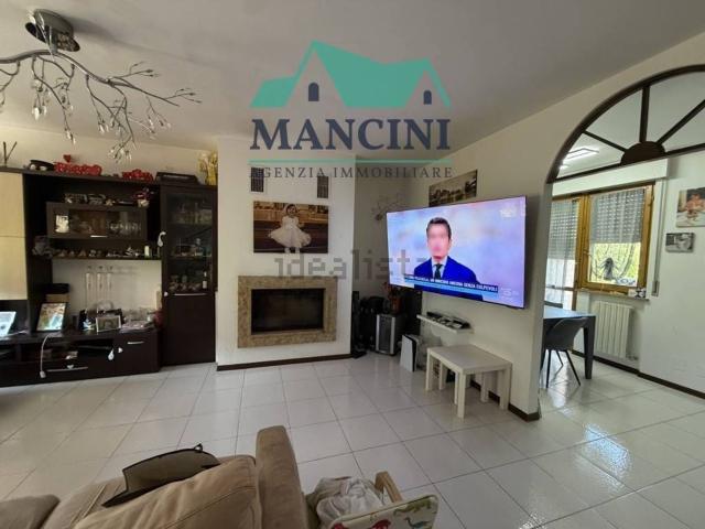 Villetta bifamiliare in vendita di 210 m²