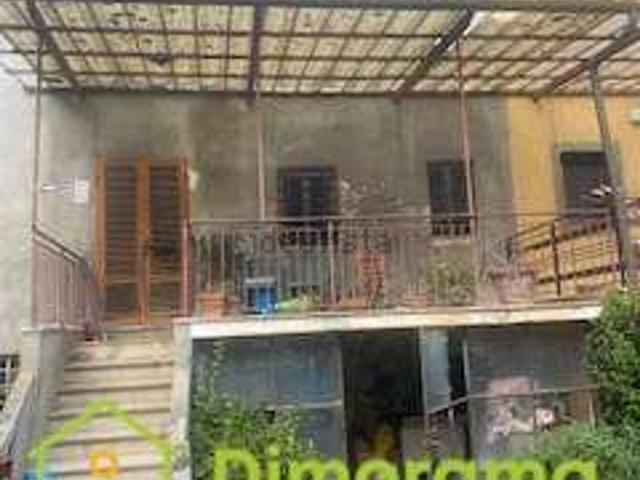 Villetta bifamiliare in vendita di 210 m²