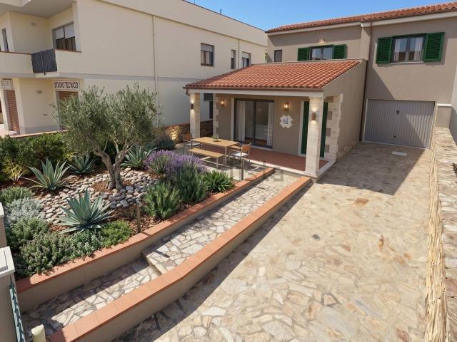 Villetta bifamiliare in vendita di 211 m² in Via Cagliari, 16