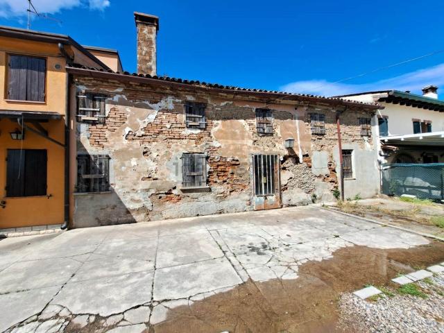 Villetta bifamiliare in vendita di 212 m²