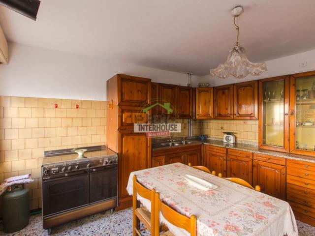 Villetta bifamiliare in vendita di 217 m² in Via Gian Battista Martini, 8