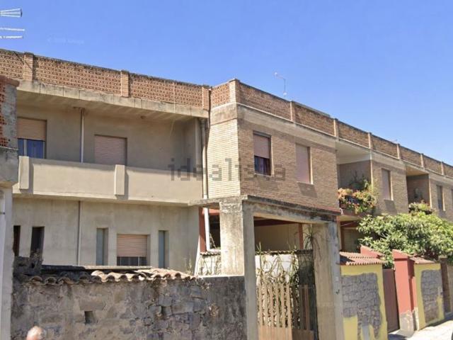 Villetta bifamiliare in vendita di 214 m² in Via Roma, 31