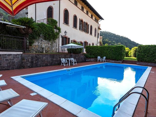 Villetta bifamiliare in vendita di 214 m²